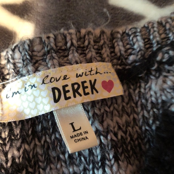 I’m in love with Derek jumper - Picture 2 of 2